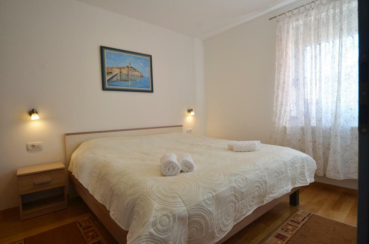 Apartment Dina 52 Rovinj Exterior foto